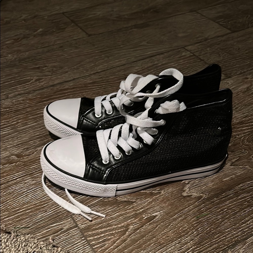 Women’s Black sequin High-Top Sneakers